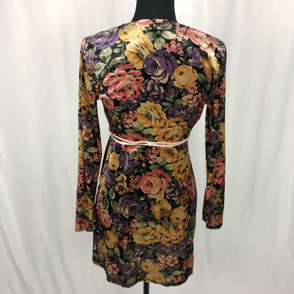 TOPSHOP velvet floral wrap dress - Picture 3 of 7